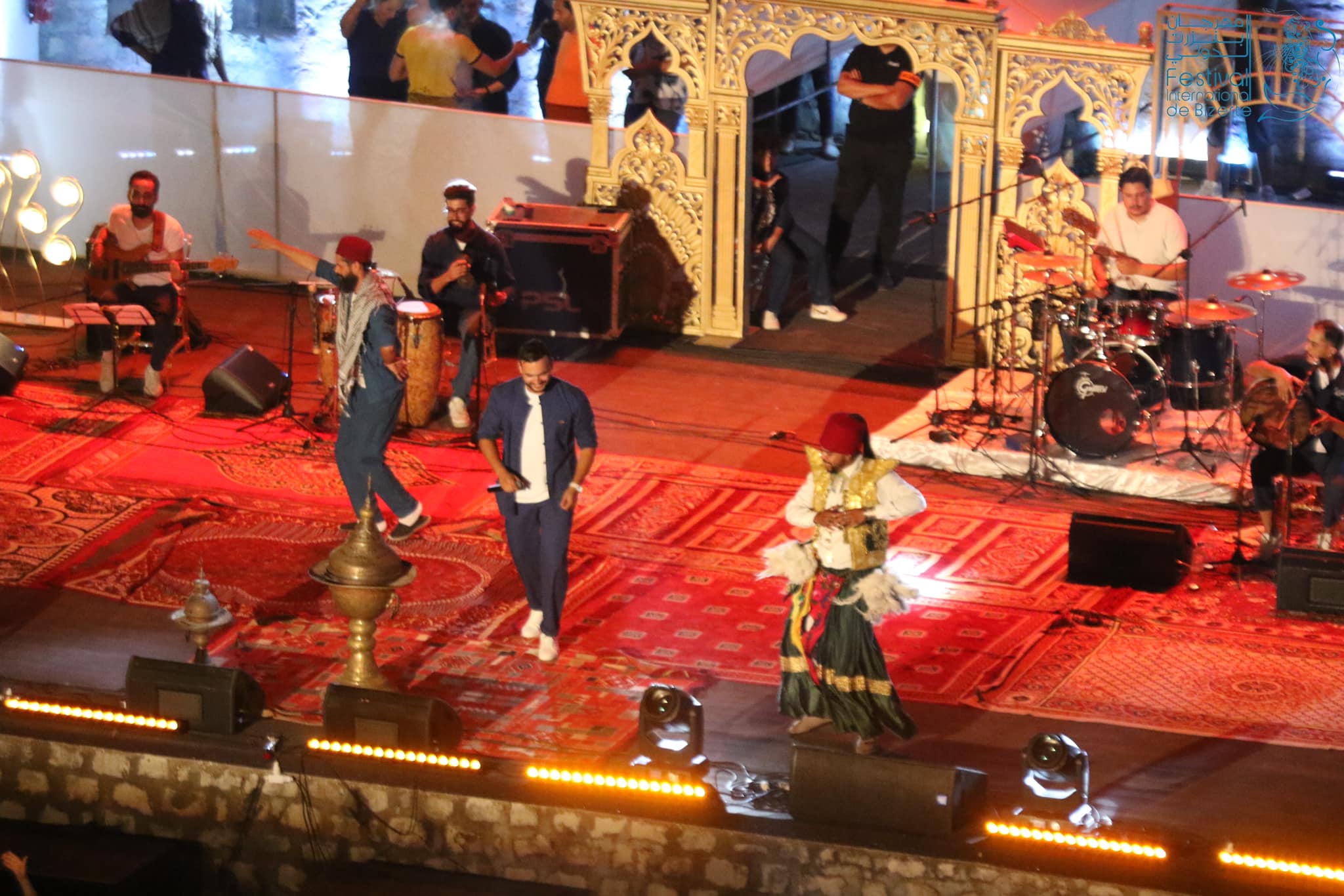      في افتتاح الدورة 40 لمهرجان بنزرت الدولي:   عرض "العزارة" يطرب ويقنع